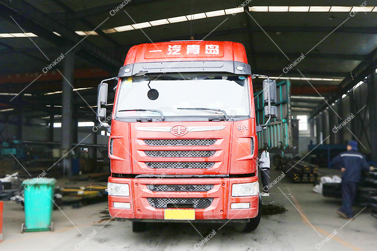 China Coal Group Send A Batch Of Mining Flatbed Trucks To Yan'An, Shaanxi Province