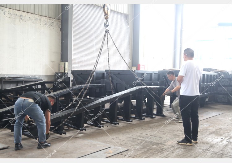 China Coal Group Sent A Batch Of Mining Flat Cars To Guizhou