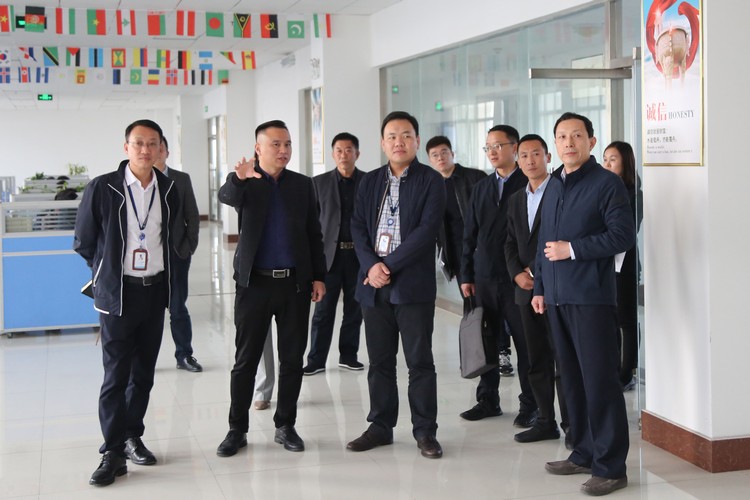 Warm Welcome Jining High-Tech Zone Lead Visit China Coal Group