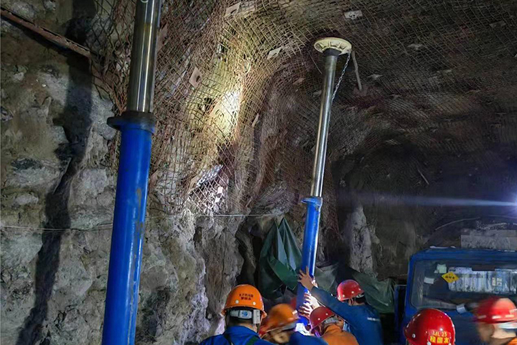 Underground Mining Use 3.5m DW12-300/100X Single Hydraulic Prop